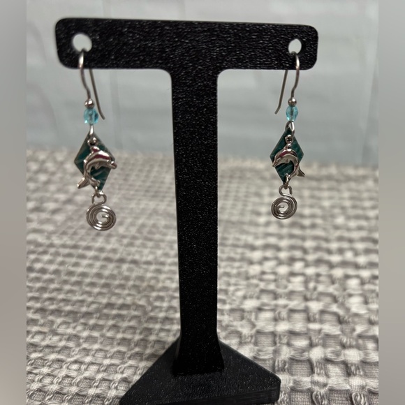 5/$25 (Pick 5 items for $25 Labeled) Sonoma Silvertone and Teal Dolphin Earrings - Picture 4 of 4